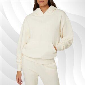 2/$50 WeWoreWhat Off-White Oversized Hoodie Size XS | Cozy Casual Sweatshirt